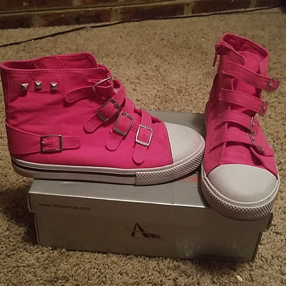 Air Walk sneakers